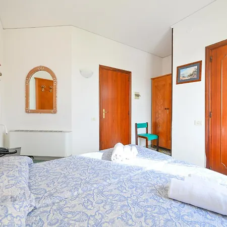 Av Isola Thermal Hotel