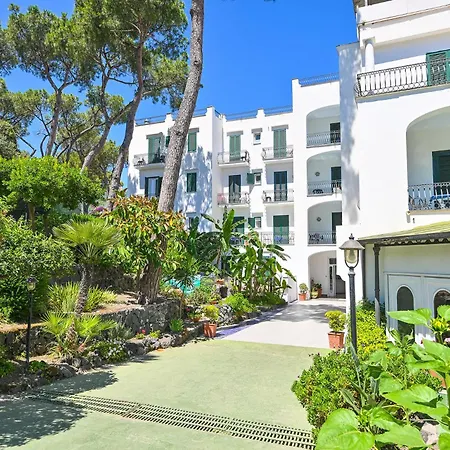Av Isola Thermal Ischia