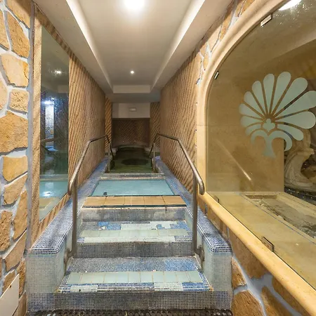 Av Isola Thermal 4*